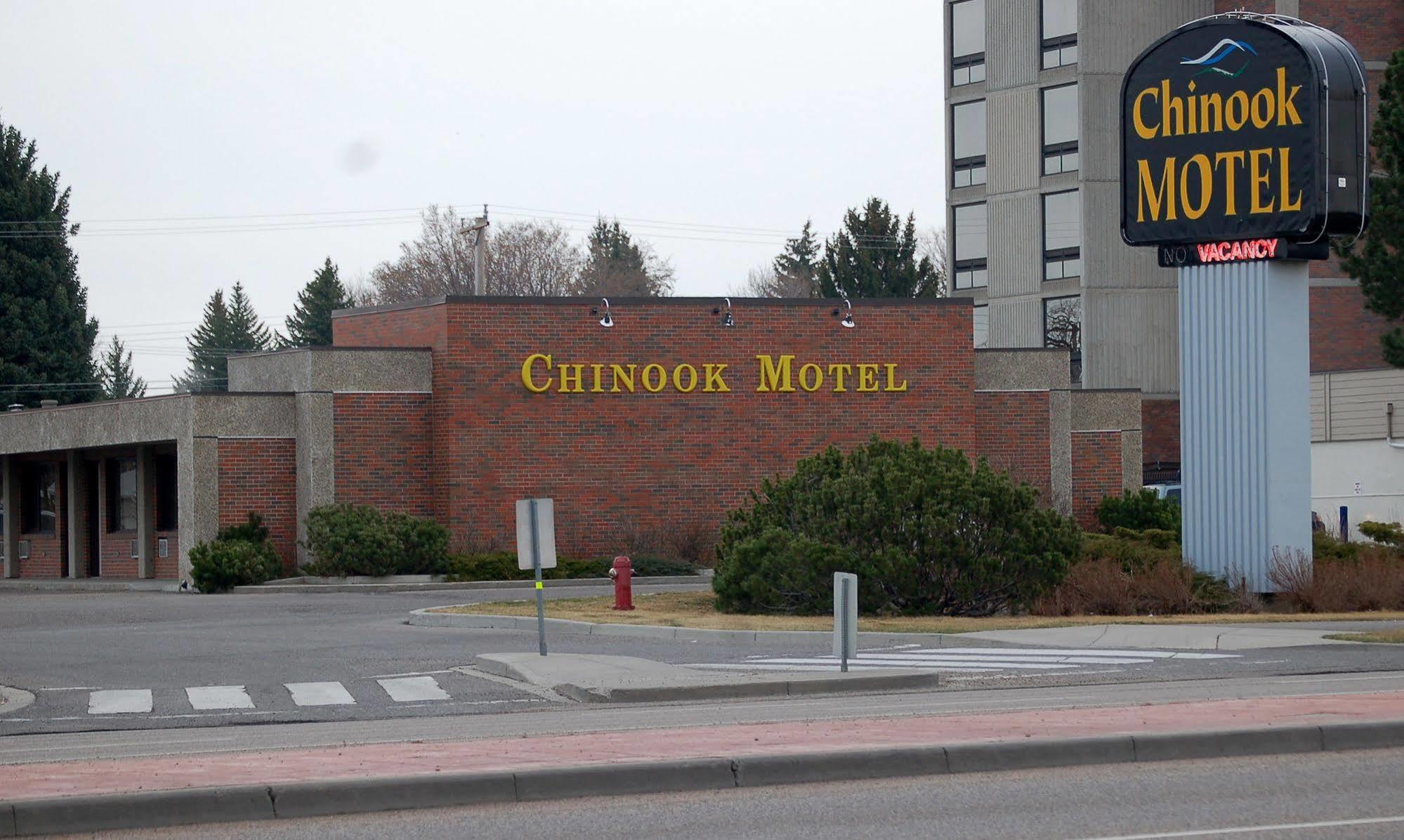 Chinook Motel Летбрідж Екстер'єр фото